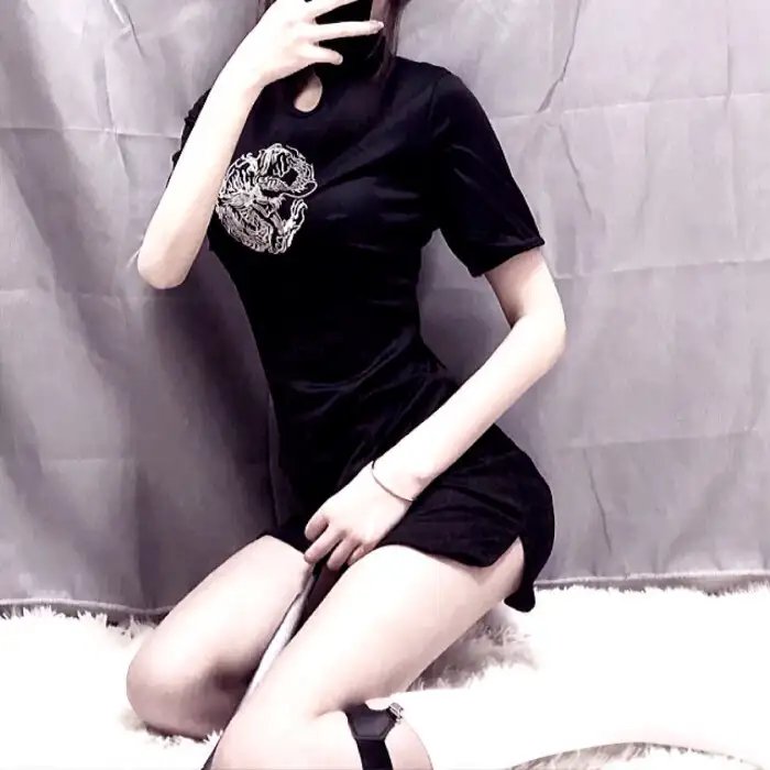 古堡女魔君